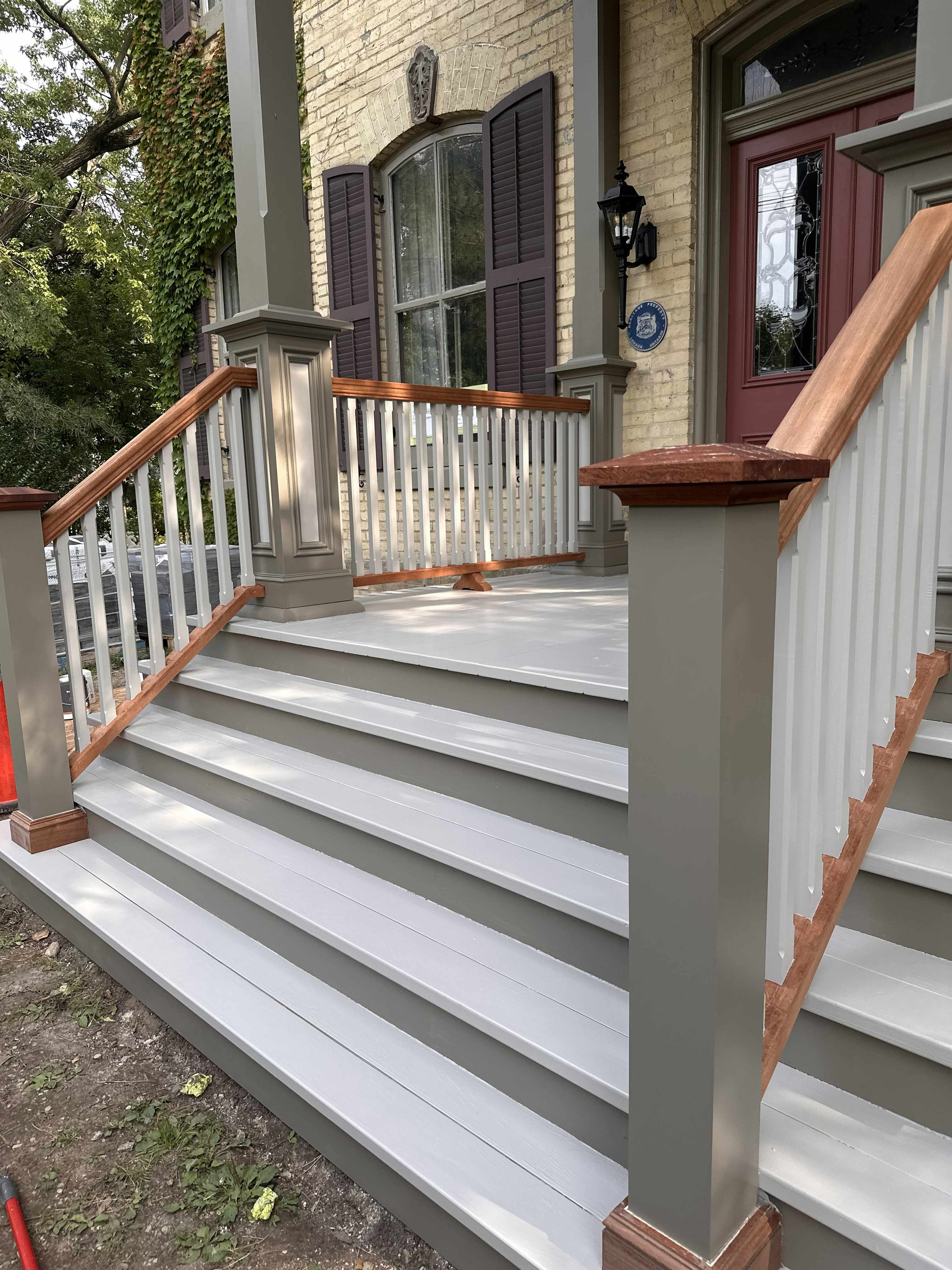 Flooring transition detail